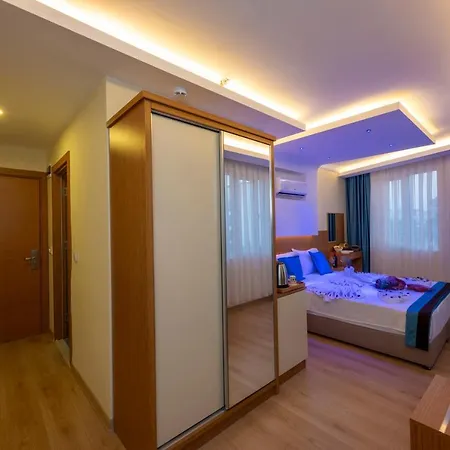Diamond Luxury Отель Анталья