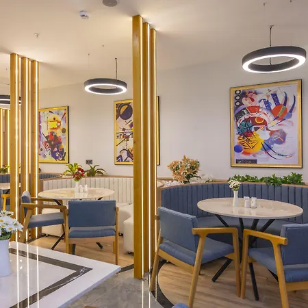 Hotel Diamond Luxury 3*