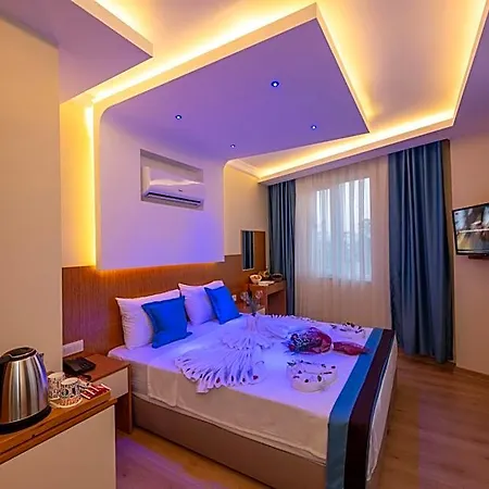 Hotel Diamond Luxury 3*
