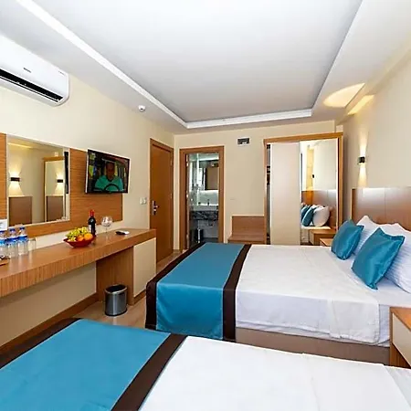 Diamond Luxury Hotel 3*