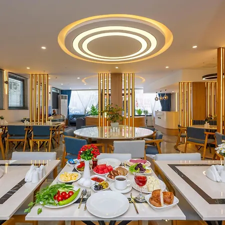 Diamond Luxury 3*