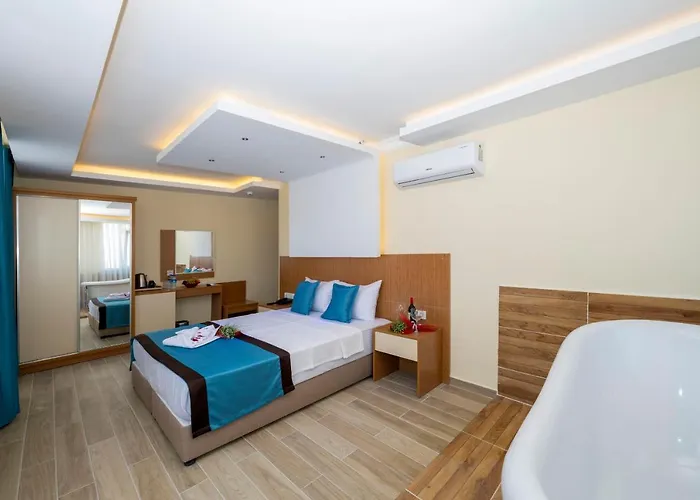 Diamond Luxury 3*